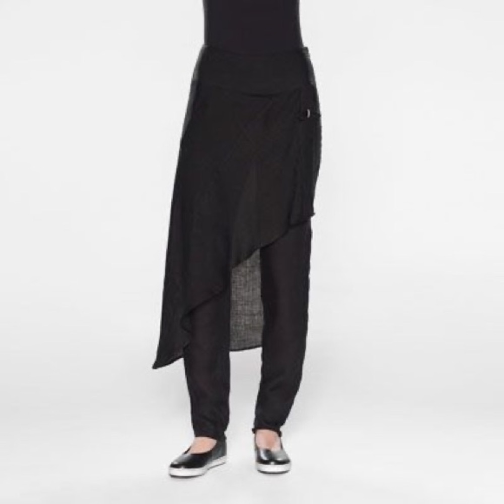 Elegant Black Asymmetrical Skirt sarah pacini Skirt pants Sz 6